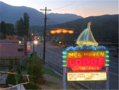 Motel: Mel Haven Motel